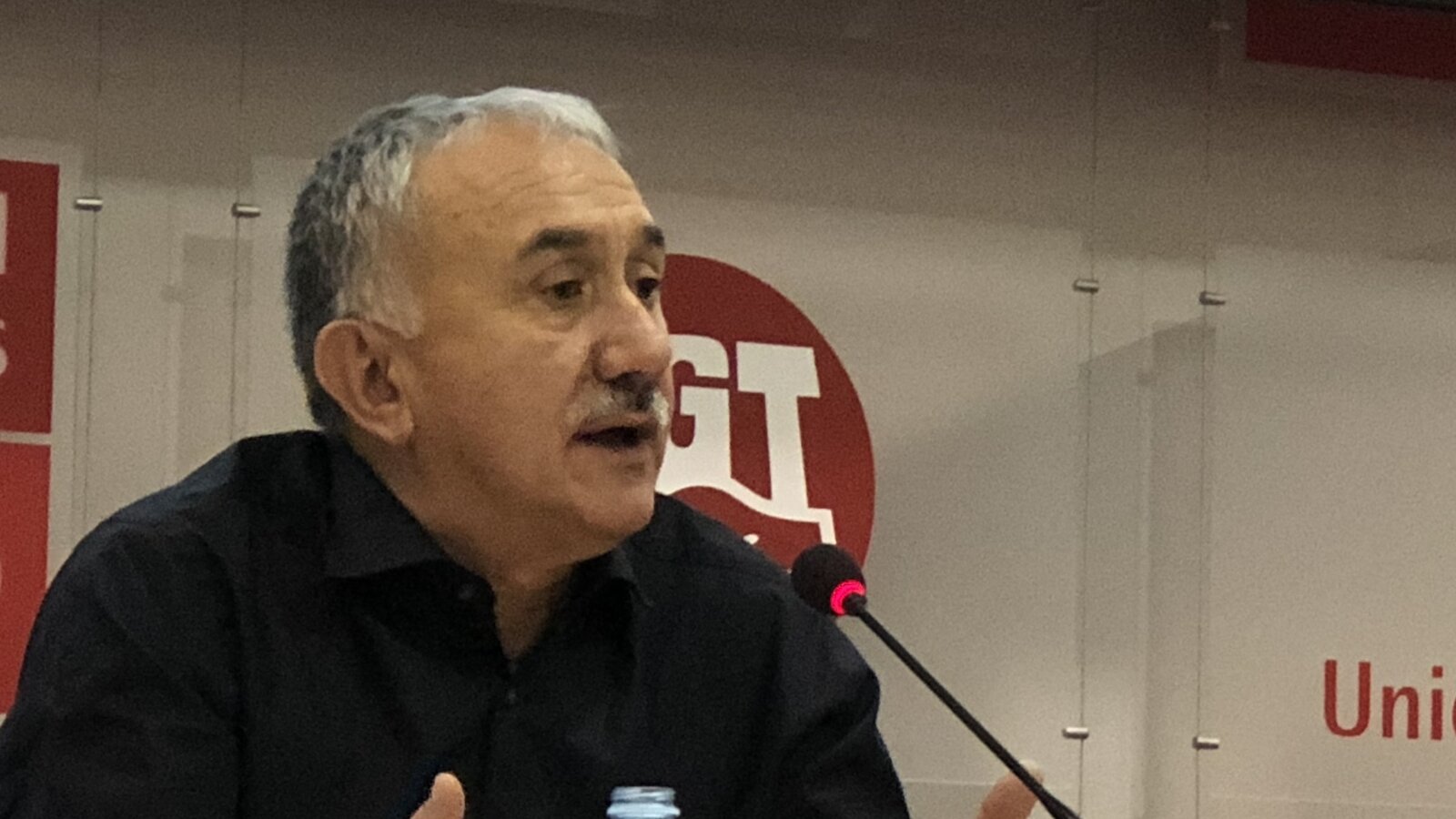 El registre horari es decidix en setembre amb un nou ultimàtum d'UGT